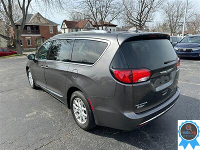 2020 Chrysler Pacifica Touring L 35th Anniv - Photo 6 - Richmond, IN 47374