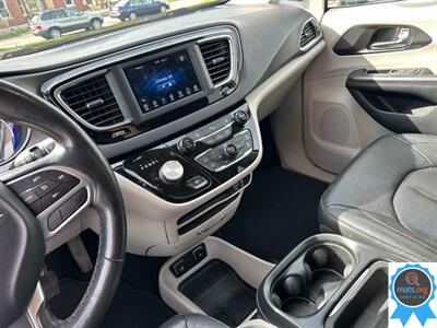 2020 Chrysler Pacifica Touring L 35th Anniv - Photo 17 - Richmond, IN 47374