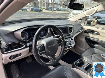 2020 Chrysler Pacifica Touring L 35th Anniv - Photo 10 - Richmond, IN 47374