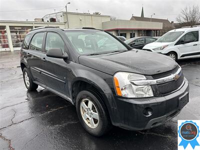 2008 Chevrolet Equinox LS   - Photo 2 - Richmond, IN 47374