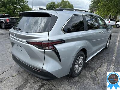 2025 Toyota Sienna XLE *7 Passenger*   - Photo 3 - Richmond, IN 47374
