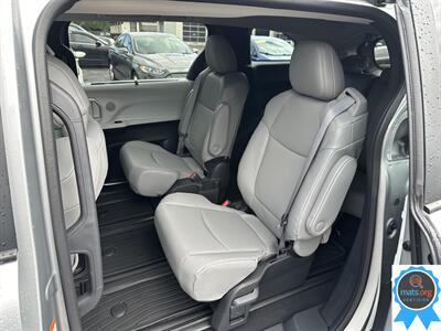 2025 Toyota Sienna XLE *7 Passenger*   - Photo 11 - Richmond, IN 47374