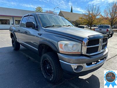 2006 Dodge Ram 1500 SLT   - Photo 2 - Richmond, IN 47374