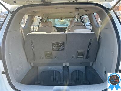 2018 Kia Sedona L   - Photo 6 - Richmond, IN 47374