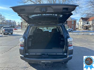 2016 Toyota 4Runner Limited   - Photo 5 - Richmond, IN 47374