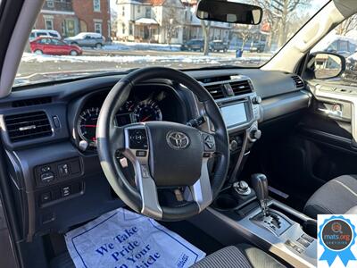 2016 Toyota 4Runner Limited   - Photo 11 - Richmond, IN 47374