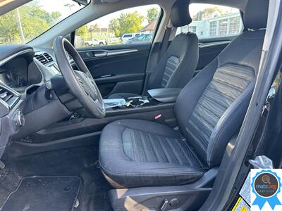 2016 Ford Fusion SE   - Photo 6 - Richmond, IN 47374