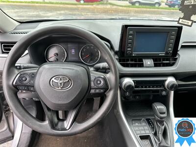 2020 Toyota RAV4 LE   - Photo 14 - Richmond, IN 47374