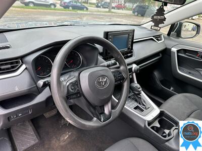 2020 Toyota RAV4 LE   - Photo 10 - Richmond, IN 47374