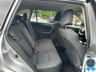2020 Toyota RAV4 LE   - Photo 13 - Richmond, IN 47374