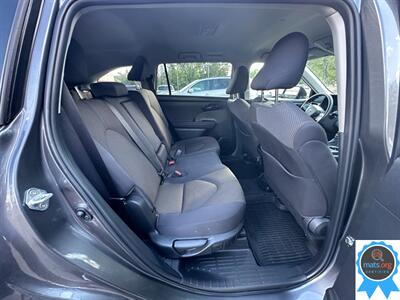 2023 Toyota Highlander L   - Photo 13 - Richmond, IN 47374