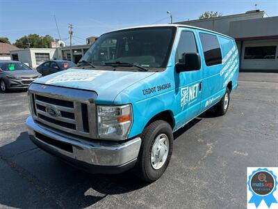 2013 Ford E-350 SD XL   - Photo 1 - Richmond, IN 47374