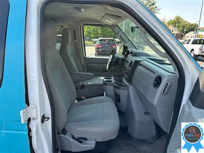 2013 Ford E-350 SD XL   - Photo 9 - Richmond, IN 47374