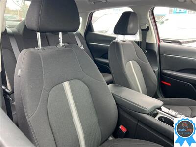 2021 Hyundai SONATA Hybrid SEL   - Photo 12 - Richmond, IN 47374