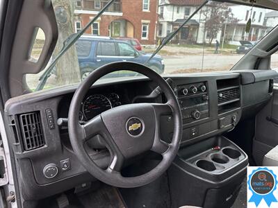 2016 Chevrolet Express 3500   - Photo 4 - Richmond, IN 47374