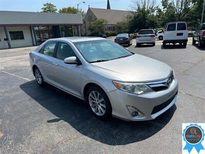 2012 Toyota Camry XLE V6   - Photo 2 - Richmond, IN 47374
