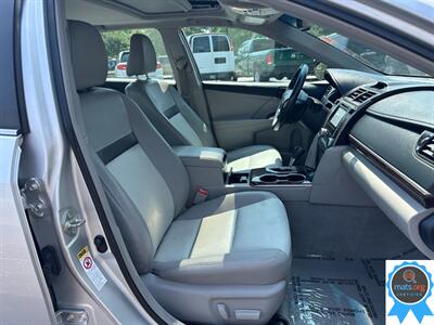 2012 Toyota Camry XLE V6   - Photo 9 - Richmond, IN 47374