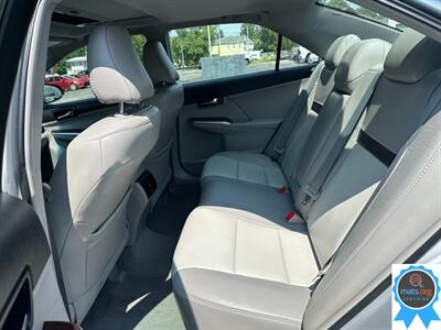 2012 Toyota Camry XLE V6   - Photo 8 - Richmond, IN 47374