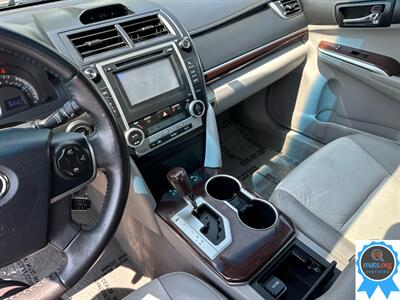 2012 Toyota Camry XLE V6   - Photo 13 - Richmond, IN 47374