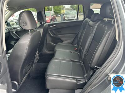 2021 Volkswagen Tiguan SE 4Motion   - Photo 8 - Richmond, IN 47374