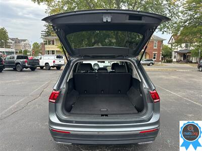 2021 Volkswagen Tiguan SE 4Motion   - Photo 4 - Richmond, IN 47374