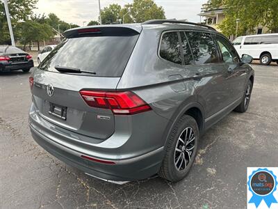 2021 Volkswagen Tiguan SE 4Motion   - Photo 2 - Richmond, IN 47374