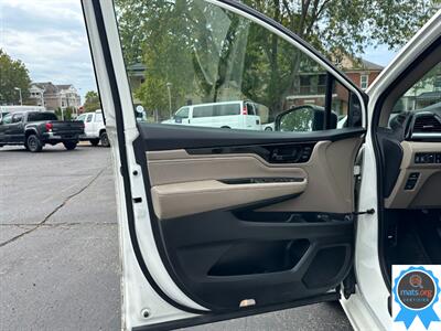 2018 Honda Odyssey Elite   - Photo 8 - Richmond, IN 47374