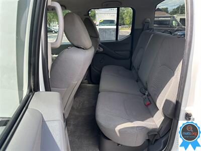 2018 Nissan Frontier SV   - Photo 8 - Richmond, IN 47374