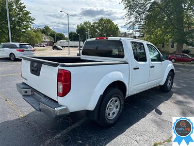 2018 Nissan Frontier SV   - Photo 3 - Richmond, IN 47374