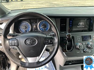2015 Toyota Sienna XLE 7-Passenger   - Photo 15 - Richmond, IN 47374