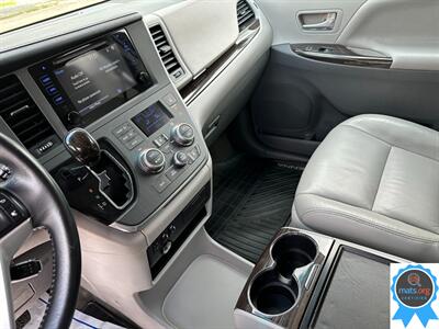 2015 Toyota Sienna XLE 7-Passenger   - Photo 17 - Richmond, IN 47374