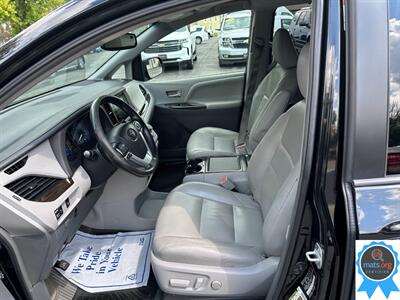 2015 Toyota Sienna XLE 7-Passenger   - Photo 9 - Richmond, IN 47374