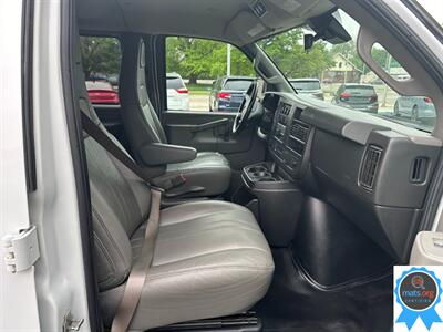 2021 Chevrolet Express LS 3500   - Photo 9 - Richmond, IN 47374