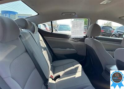 2018 Hyundai ELANTRA SEL   - Photo 12 - Richmond, IN 47374