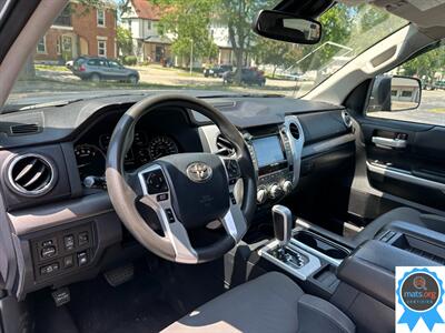 2018 Toyota Tundra SR5 RWD   - Photo 8 - Richmond, IN 47374