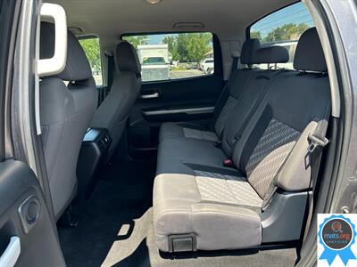 2018 Toyota Tundra SR5 RWD   - Photo 9 - Richmond, IN 47374