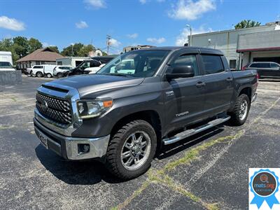 2018 Toyota Tundra SR5 RWD   - Photo 1 - Richmond, IN 47374