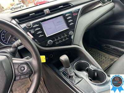 2019 Toyota Camry LE   - Photo 12 - Richmond, IN 47374