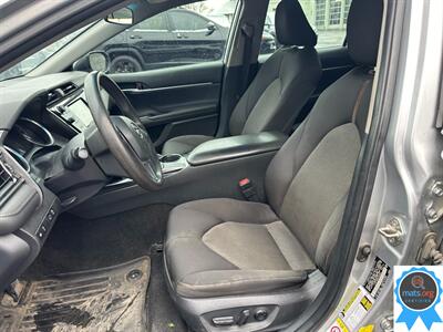 2019 Toyota Camry LE   - Photo 5 - Richmond, IN 47374