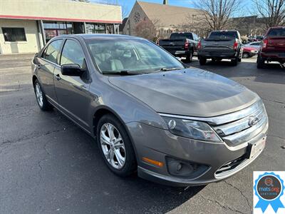 2012 Ford Fusion SE   - Photo 2 - Richmond, IN 47374