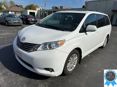 2013 Toyota Sienna XLE 8-Passenger   - Photo 1 - Richmond, IN 47374