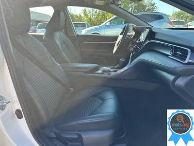 2022 Toyota Camry SE   - Photo 12 - Richmond, IN 47374