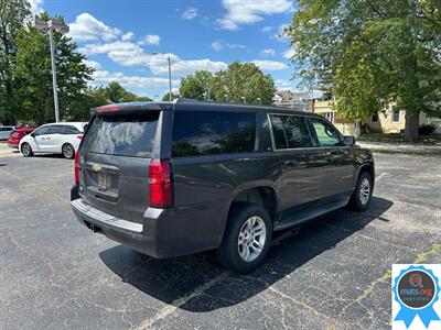 2016 Chevrolet Suburban LT   - Photo 3 - Richmond, IN 47374