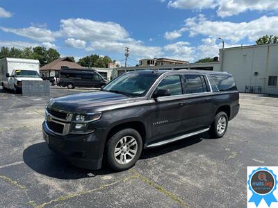 2016 Chevrolet Suburban LT   - Photo 1 - Richmond, IN 47374