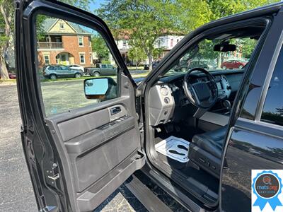 2014 Ford Expedition Limited   - Photo 8 - Richmond, IN 47374