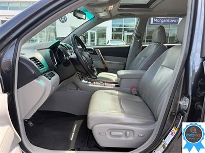 2013 Toyota Highlander Limited   - Photo 6 - Richmond, IN 47374
