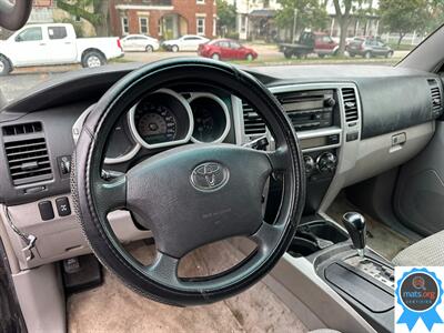 2005 Toyota 4Runner SR5   - Photo 5 - Richmond, IN 47374