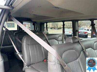 2022 Chevrolet Express LS 3500   - Photo 11 - Richmond, IN 47374