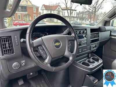 2022 Chevrolet Express LS 3500   - Photo 8 - Richmond, IN 47374