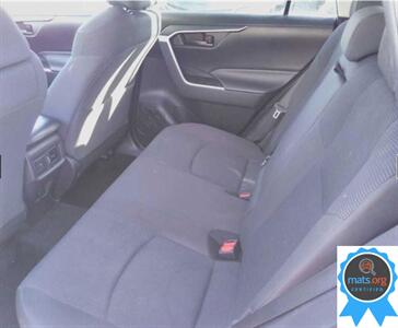 2020 Toyota RAV4 Hybrid LE   - Photo 5 - Richmond, IN 47374